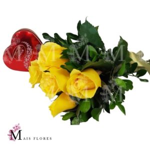 Buque de 6 rosas Amarelas e folhagens com lindt 4 bombons