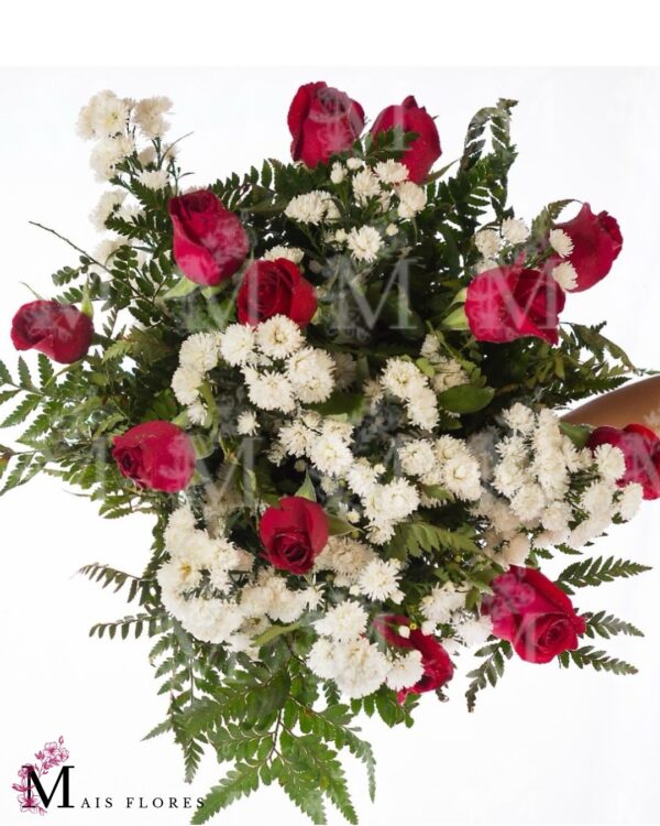 Rosas vermelhas e complementos de flores campestres variadas - Imagem 2